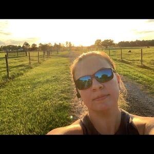 Meet your Posher, Amanda